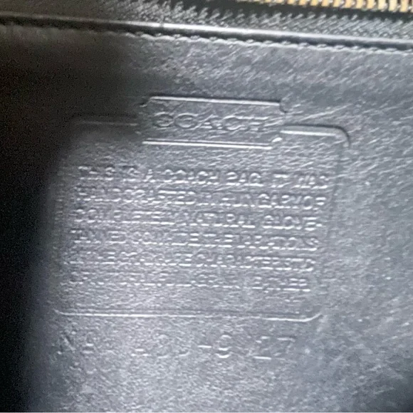 Vintage Black Leather Willis Crossbody Bag - Picture 10 of 10